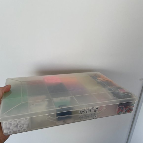 Bead and Friendship Bracelet Kit - Picture 4 of 4